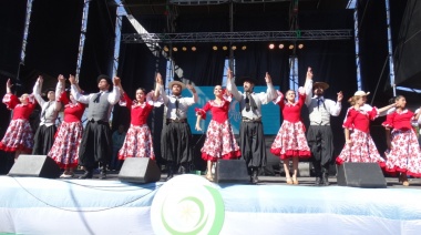 Multitudinario festejo por el "Día del Trabajador"