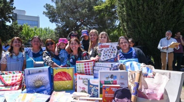 Entrega de materiales didácticos para Jardines