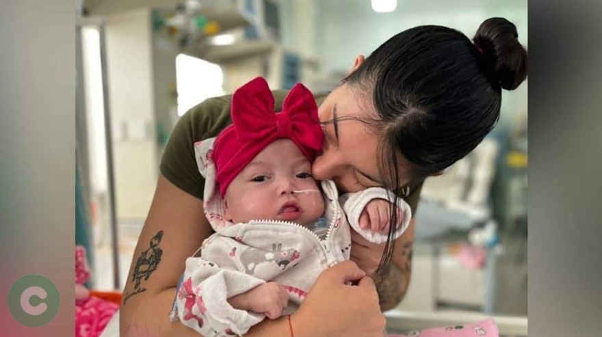 Roma tiene 9 meses y necesita un traslado urgente