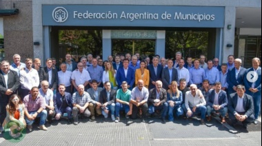 Intendentes reunidos y el comunicado al presidente