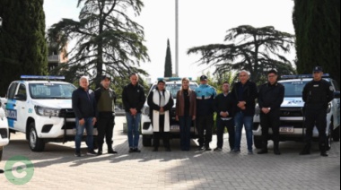 Seguridad: Cañuelas sumó 5 nuevas camionetas Hilux