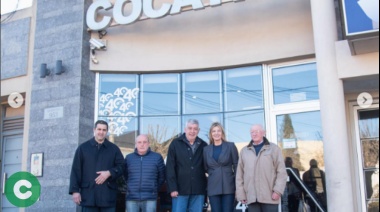 Marisa Fassi en COCATRA junto a las estudiantes del curso de conducción