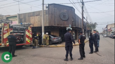 Tremendo accidente: Una joven fue rescatada por los bomberos