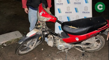 TIENE 14 AÑOS, ROBÓ UNA MOTO: FUE LIBERADO