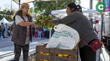 LOS MERCADOS DE PRODUCTORES FAMILIARES RECORREN LA PROVINCIA