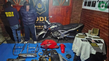 Encuentran moto robada en Los Pozos durante una serie de allanamientos en La Matanza