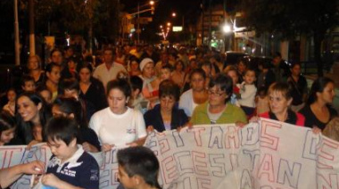 Marcha, abrazo y solidaridad por los Bomberos Voluntarios de Cañuelas 