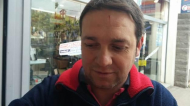 Pidió un remís, discutieron y terminaron a las piñas