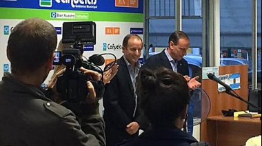 Arrieta se mostró con Insaurralde en la jura de los funcionarios