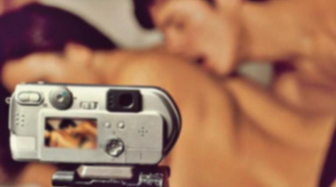 Filmaba a mujeres teniendo sexo para luego extorsionarlas y fue detenido