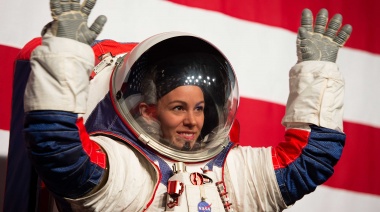 Presentaron los trajes espaciales que serán usados para el próximo viaje a la Luna