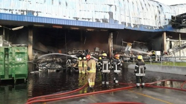Abrazo simbólico a los Bomberos