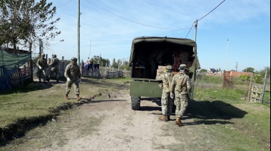El Ejercito volvió a repartir alimentos por los barrios