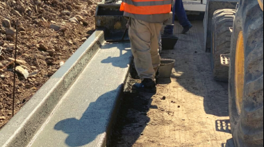 Plan “Argentina hace II”: Realizarán obras de asfalto y cordón cuneta de unas 80 cuadras 