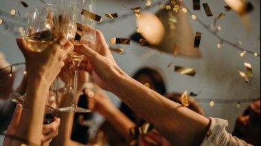 Navidad y Año Nuevo con festejos limitados 