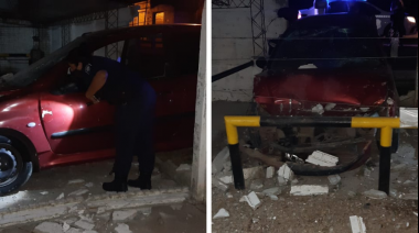 Perdió el control de su auto y terminó impactando contra un paredón 
