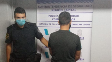 Un aprehendido por mantener a su ex pareja amenazada dentro de su auto