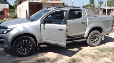 Encuentran en Cañuelas una camioneta robada en Lomas del Mirador