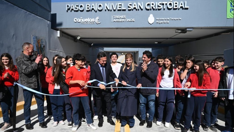 Se inauguró el bajo nivel  "San Cristóbal" y la parada ferroviaria Hospital Néstor Kirchner