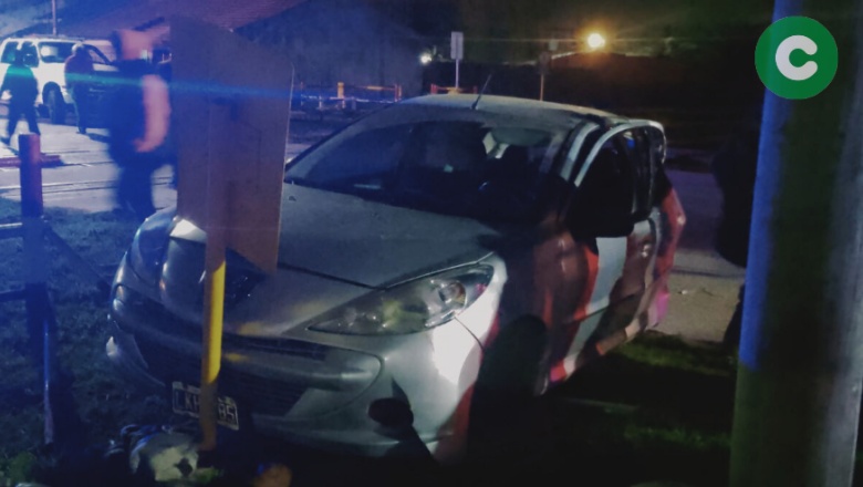 Accidente en el paso a nivel: Murió la conductora del vehículo