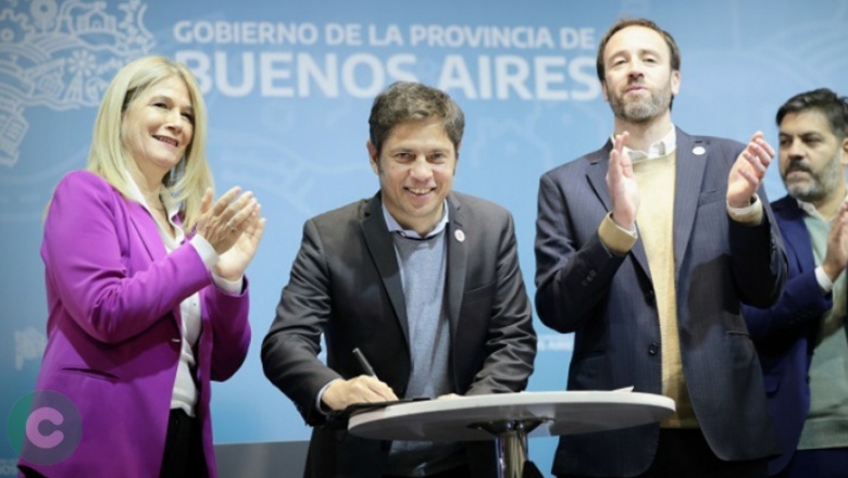 Kicillof formalizó la transferencia de $37.549 millones para los municipios