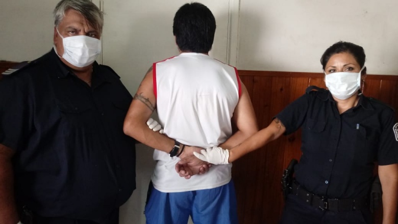 No tenía permiso para circular y fue detenido