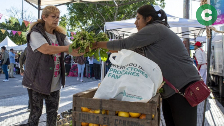 LOS MERCADOS DE PRODUCTORES FAMILIARES RECORREN LA PROVINCIA