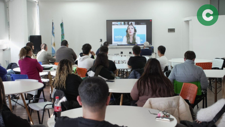 FORMACIÓN ACADÉMICA CON PROYECCIÓN INTERNACIONAL