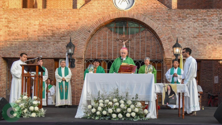 Ceremonia por la asunción del Padre Federico Sosa
