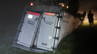 Volcó un camión cargado de pollos
