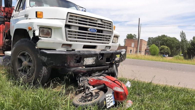 Dolor por la muerte de un joven de Alejandro Petión en un accidente de tránsito