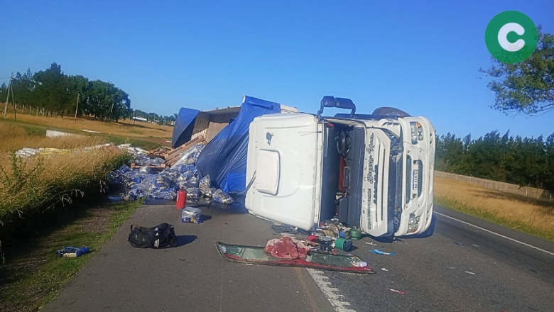Vuelco en la Ruta 205