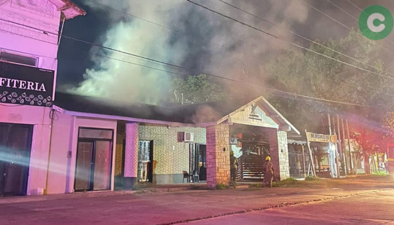 Se incendió el histórico restorán “La Garza Mora”