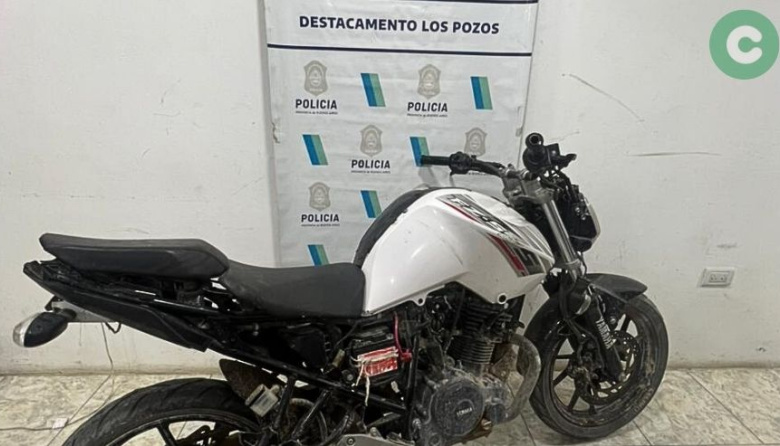 Aprehenden a un hombre con una moto robada en San Esteban