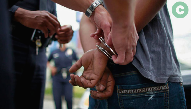 Era buscado por varias causas y quedó detenido