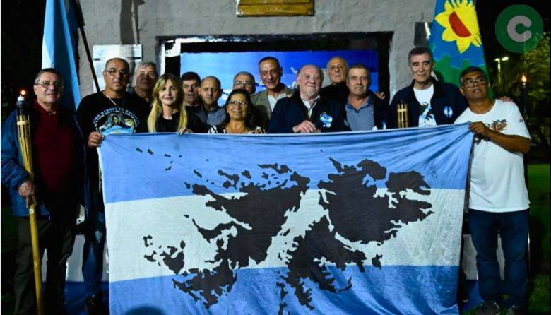 Homenaje a los veteranos y caídos en Malvinas