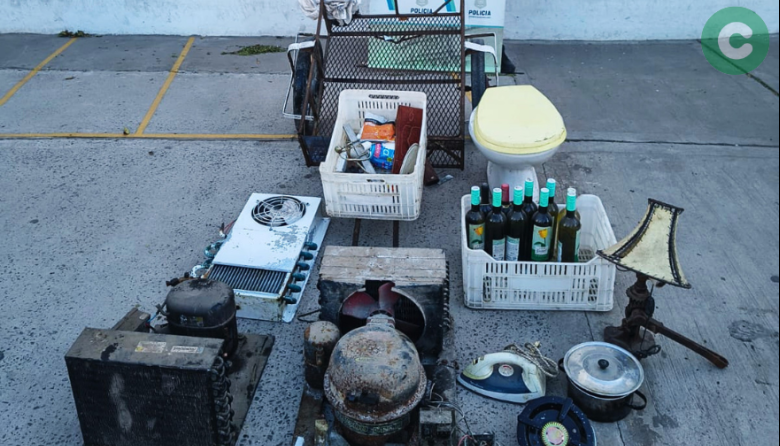 Robó en un comercio y fue atrapado llevándose hasta un inodoro
