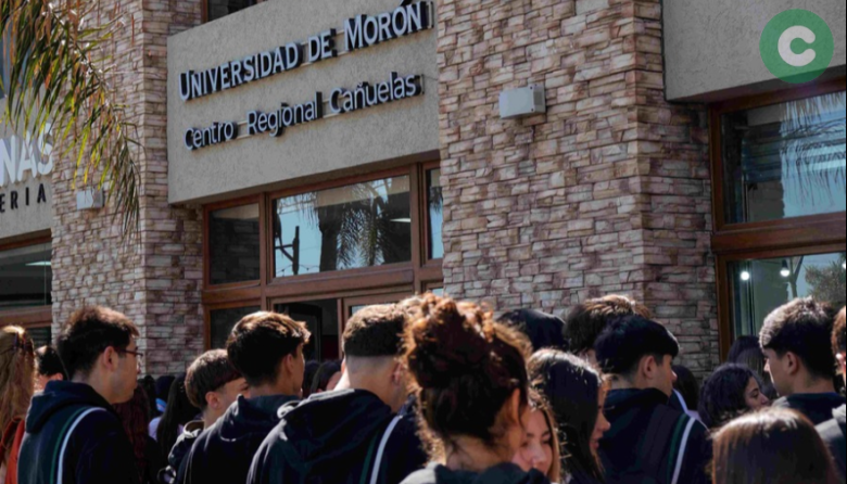 La Universidad de Morón realizó la Expo Orientación Vocacional 2026