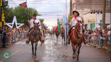 Desfile criollo por el 201 aniversario de Cañuelas