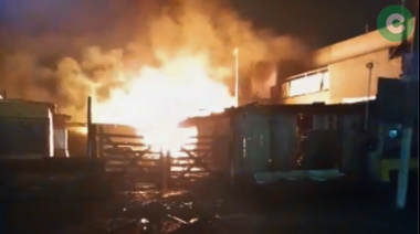 Barrio Libertad: Incendio en un local, un hombre baleado y ocho detenidos