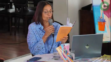 Mirta Etcheverry presentó su libro