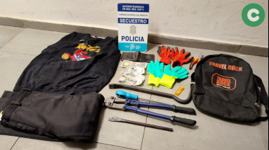 Tres detenidos por intentar robar una casa