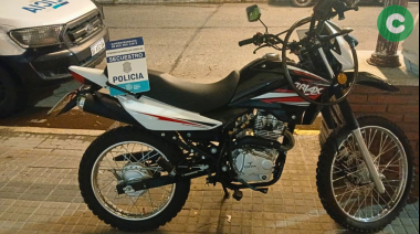 Recuperan una moto robada: Uno de los delincuentes tiene 16 años