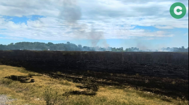 Incendio de pastizales detrás del Hospital