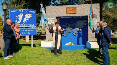 20 años del monumento a los veteranos de Malvinas en Plaza Belgrano
