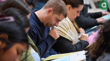 Miles de profesionales participaron del primer Examen de Residencias Bonaerenses