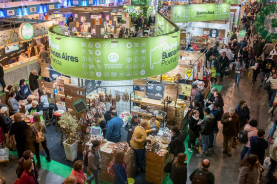 CAÑUELAS PRESENTE EN “CAMINOS Y SABORES 2025”