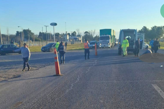 Accidente fatal en la Ruta 205: Murieron dos personas que circulaban en moto