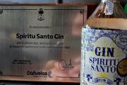 Entregan reconocimiento a Spiritu Santo Gin