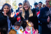 Marisa Fassi encabezó el acto por el 79° aniversario de Vicente Casares